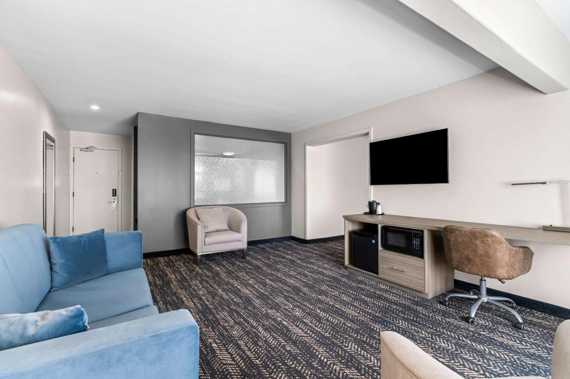 Hourglass Hotel, Ascend Hotel Collection 베이커즈필드 외부 사진