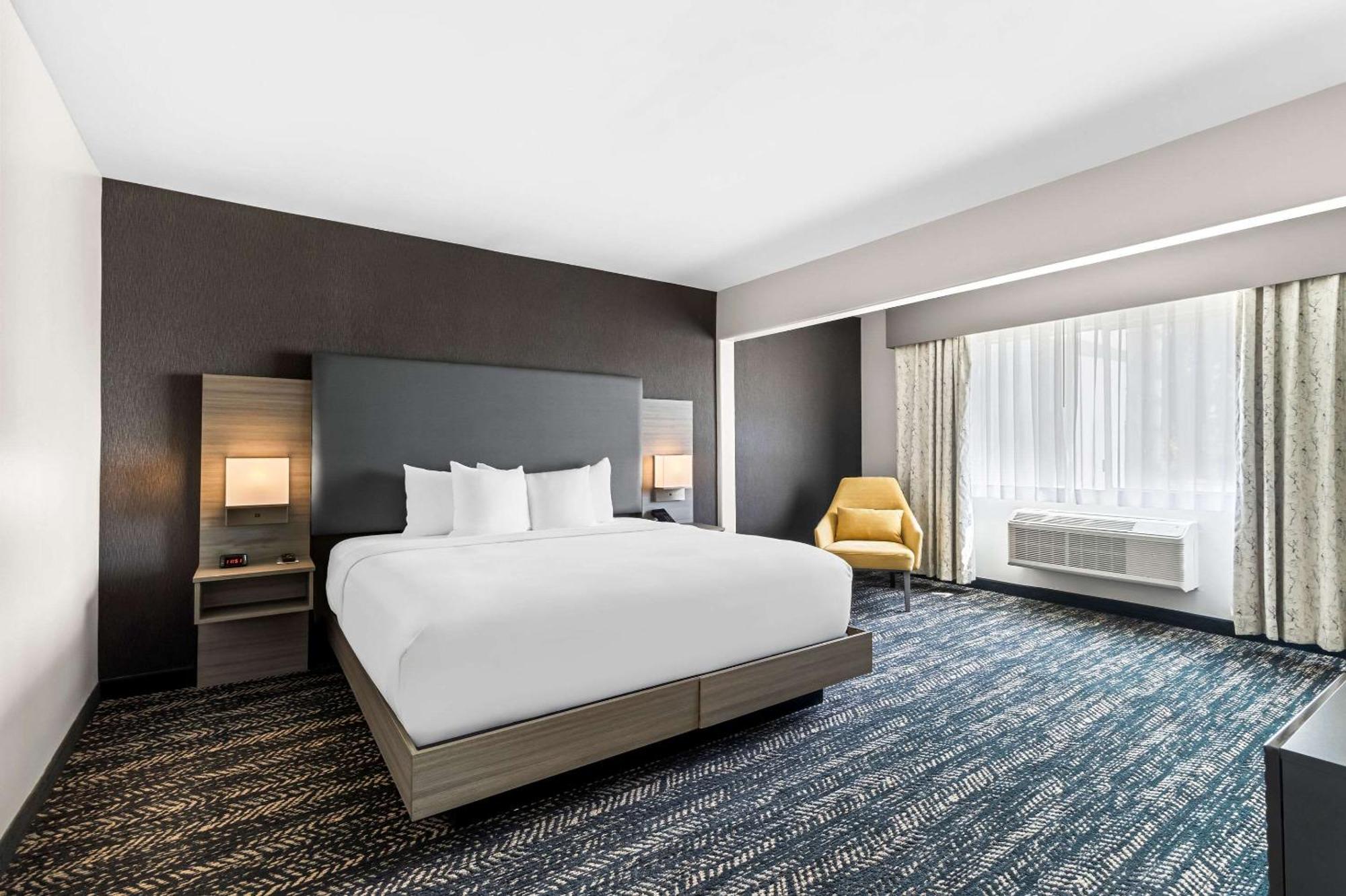 Hourglass Hotel, Ascend Hotel Collection 베이커즈필드 외부 사진