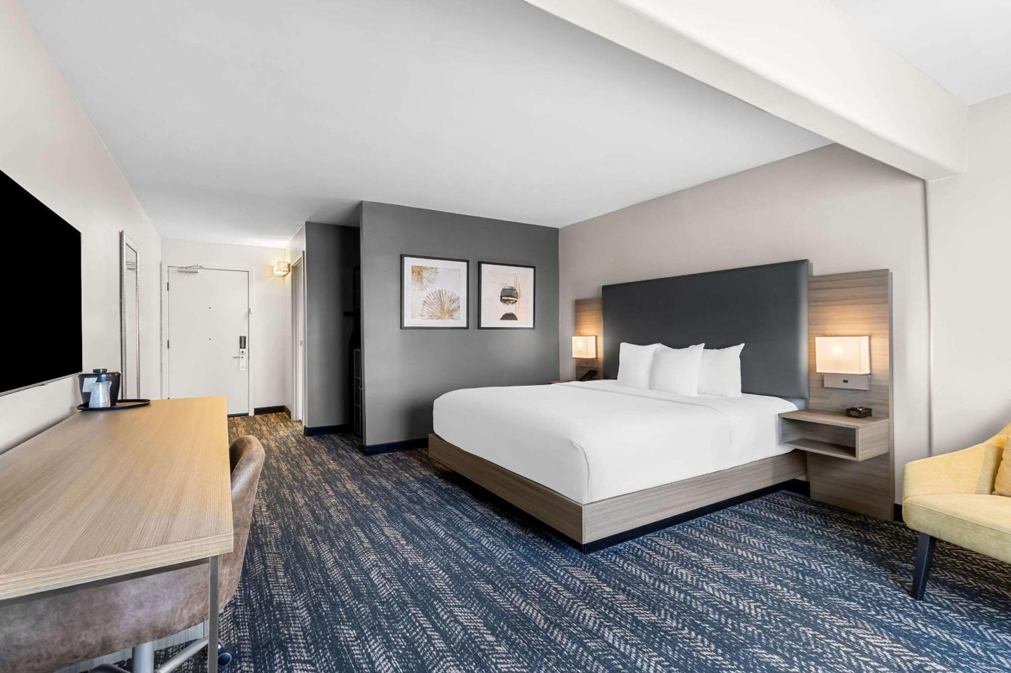 Hourglass Hotel, Ascend Hotel Collection 베이커즈필드 외부 사진